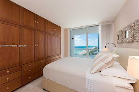 6365 Collins Ave #1506 Miami Beach, FL 33141