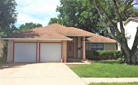 2605 Monarch DR Austin, TX 78748