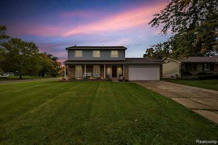 1379 Norfolk Ave Grand Blanc Twp, MI 48439