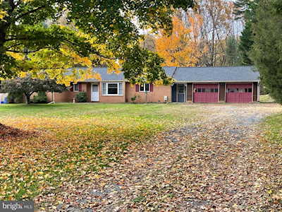 10800 Rock Run Dr Potomac, MD 20854