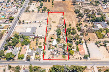 10967 Locust Ave Bloomington, CA 92316