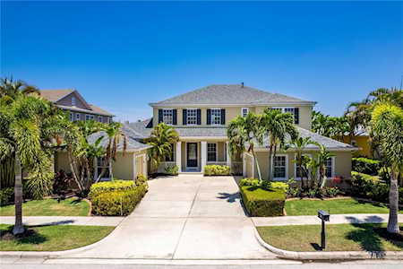 713 Islebay Dr Apollo Beach, FL 33572