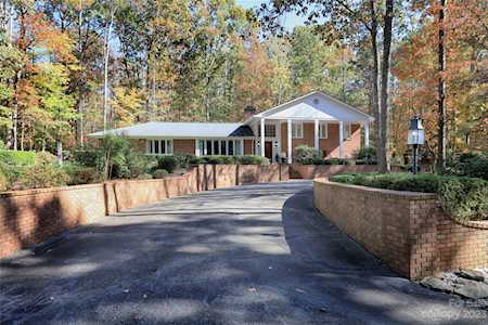 519 St Cloud Dr Statesville, NC 28625