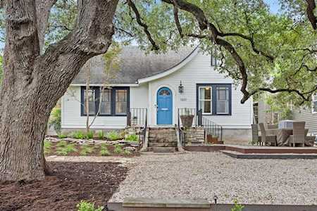 1601 Alta Vista Ave Austin, TX 78704