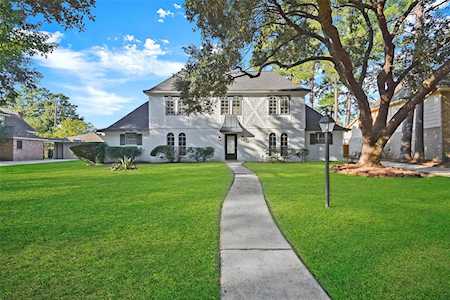 18111 Shadow Valley Dr Spring, TX 77379