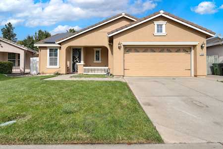 5009 Fox Trotter Way Elk Grove, CA 95757
