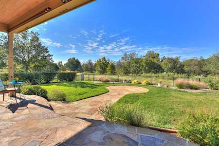 615 Armstrong DR Georgetown, TX 78633