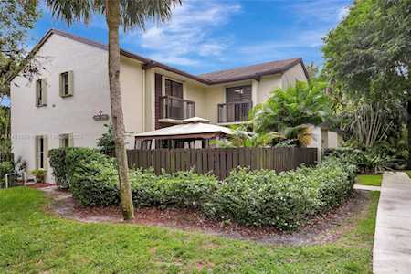 3191 Cocoplum Cir #3370 Coconut Creek, FL 33063