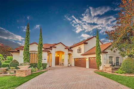 3625 King George Dr Orlando, FL 32835
