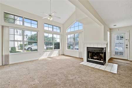 5052 Heathglen Circle Virginia Beach, VA 23456