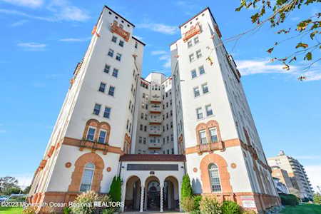 400 Deal Lake Dr #4J Asbury Park, NJ 07712