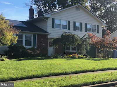 1002 Roumfort Ave Cherry Hill, NJ 08034