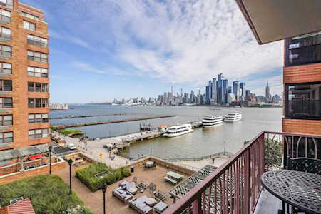 2 Constitution Ct #701 Hoboken, NJ 07030