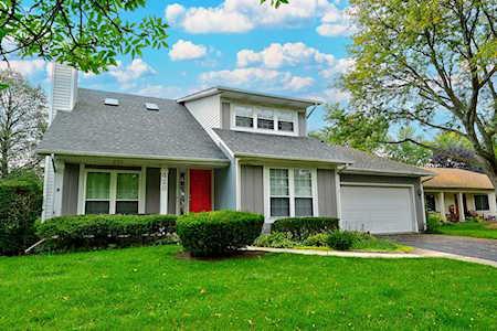 428 Westglen Dr Naperville, IL 60565