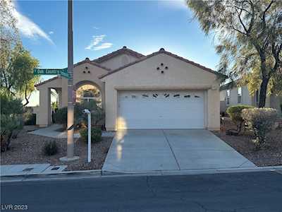 1716 Oak Country Ln Las Vegas, NV 89144