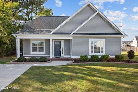 741 Fox Chase Ln Winterville, NC 28590