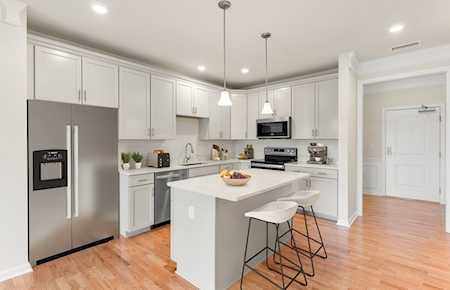 2 Stratton Drive #306 Woburn, MA 01801