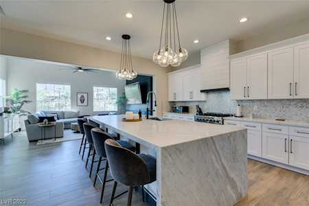 2813 Red Springs Dr Las Vegas, NV 89135