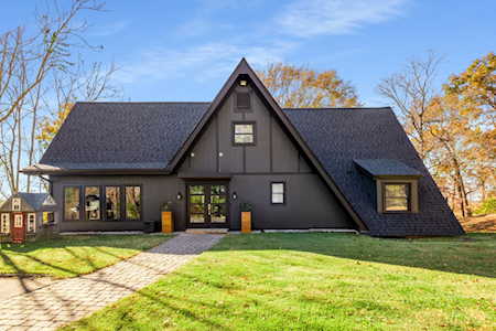 8449 Rolling Hills Dr Nashville, TN 37221