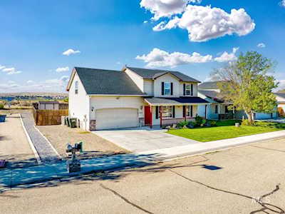 2067 W Hedgerow St Kuna, ID 83634