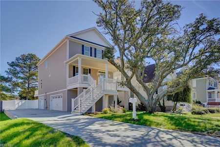 9546 18th Bay St Norfolk, VA 23518