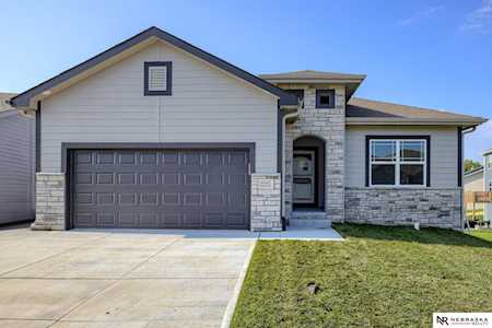 4441 Leawood Dr Bellevue, NE 68123