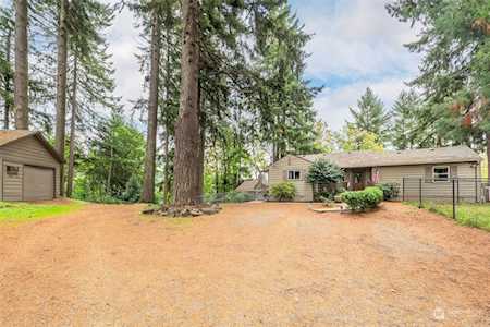 2320 Castleman St W Longview, WA 98632