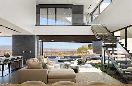 21 Rockstream Dr Henderson, NV 89012