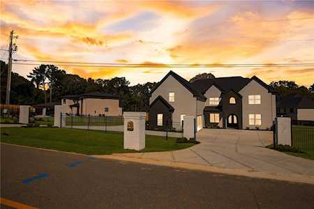 2725 Old Thompson Mill Road Buford, GA 30519