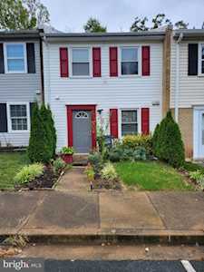 7565 Whitehall Dr Manassas, VA 20111