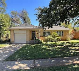 1809 Oak Tree Lane Arlington, TX 76013
