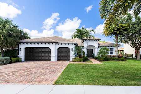 137 Casa Circle Jupiter, FL 33458