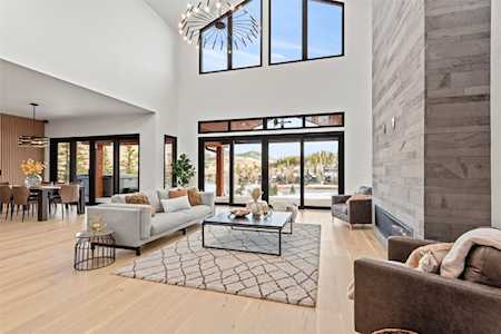 328 Raven Golf Ln Silverthorne, CO 80498