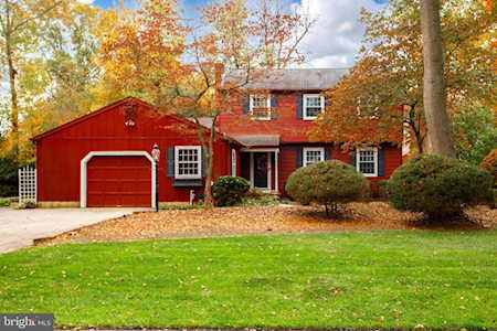 43 School House Dr Medford, NJ 08055