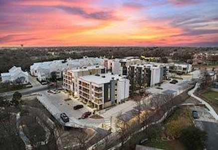 4801 Springdale RDS #2002 Austin, TX 78723