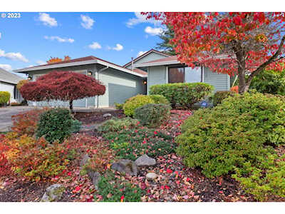 15809 NE Thompson CT Portland, OR 97230