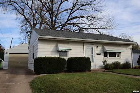4112 N Bryer Place Peoria, IL 61614