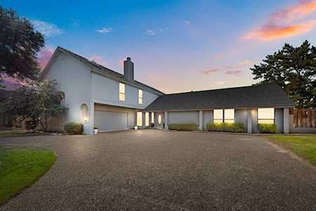 3829 W Diamond Loch North Richland Hills, TX 76180