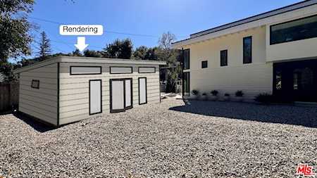 1585 N Topanga Canyon Blvd Topanga, CA 90290