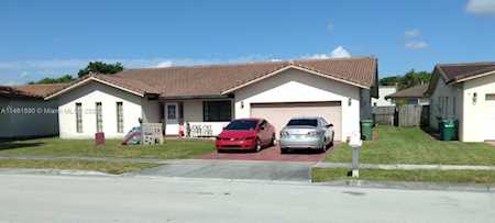 6311 NW 16th St Margate, FL 33063