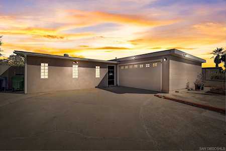 8928 Gramercy Dr San Diego, CA 92123
