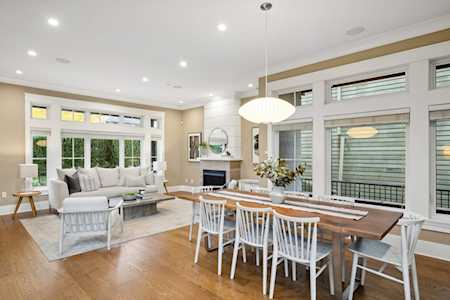 3059 W 26th Avenue Vancouver, BC V6L 1V9