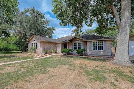 5987 County Road 961 Brazoria, TX 77422