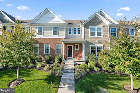 204 Hanover Ct Chester Springs, PA 19425