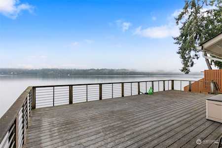 4821 Sunrise Beach Rd NW Olympia, WA 98502
