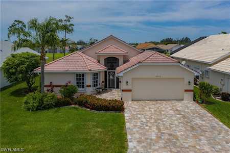 3751 Schefflera Dr North Fort Myers, FL 33917