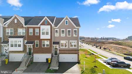 7707 Cresap Ln Hanover, MD 21076