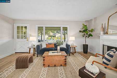 137 Cynthia Dr Pleasant Hill, CA 94523