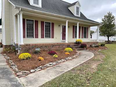 2573 Thomas Langston Rd Winterville, NC 28590