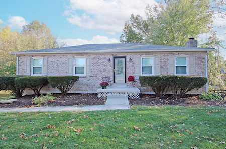 3316 Big Bend Ct Lexington, KY 40517